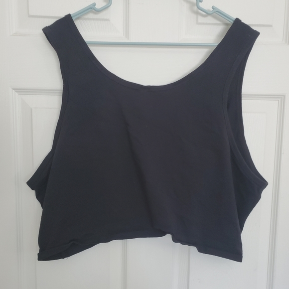 Tied Crop Top - Picture 2 of 4